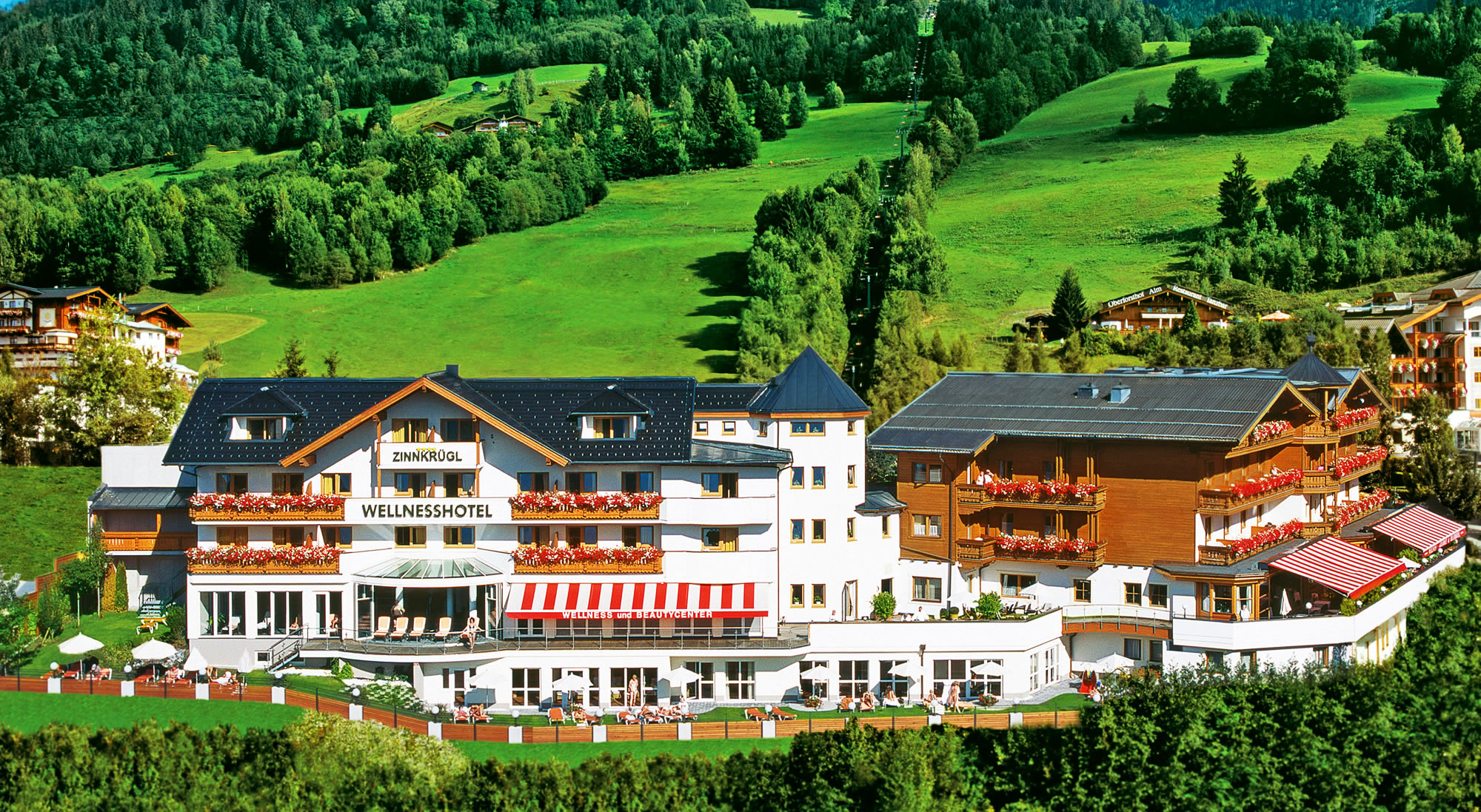 Sommerurlaub im 4 Sterne Superior Wellness Gourmet & Relax Hotel Zinnkrügl im Alpendorf