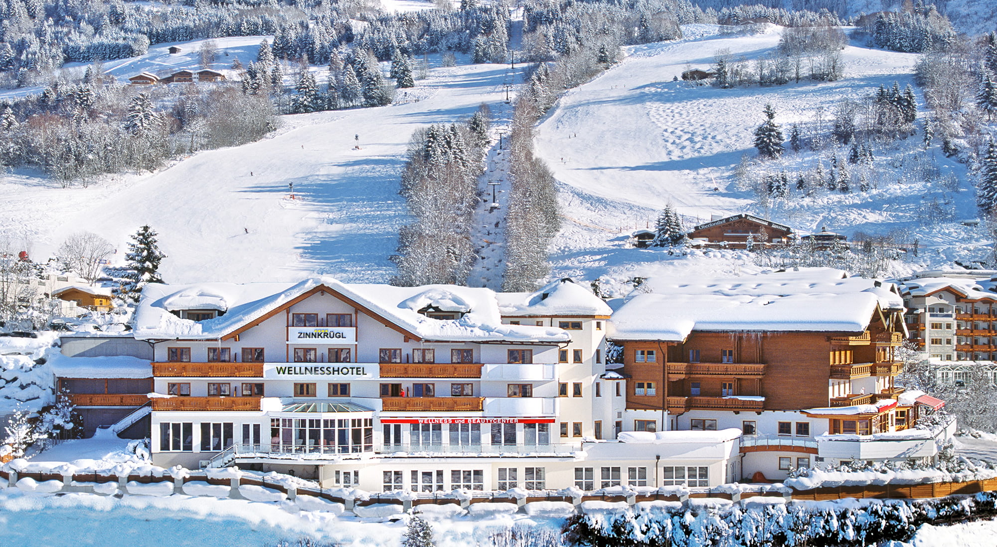 Winterurlaub im 4 Sterne Superior Wellness Gourmet & Relax Hotel Zinnkrügl im Alpendorf