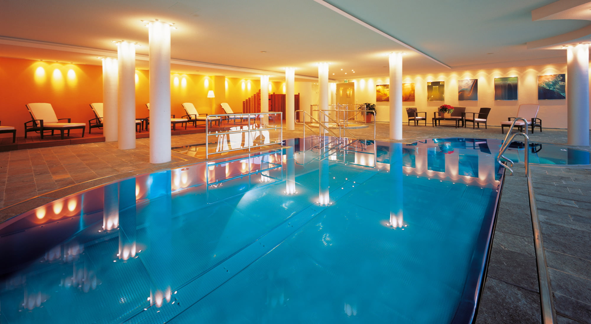 Hallenbad im 4 Sterne Superior Hotel Zinnkrügl im Alpendorf in St. Johann im Pongau