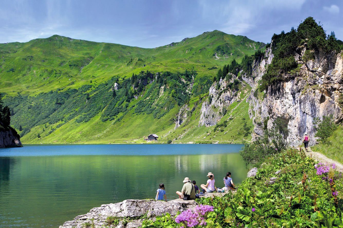 Hiking tour to the Tappenkarsee lake