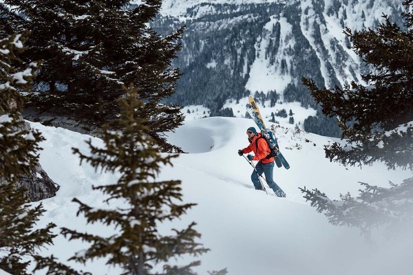 Aufstieg zur Skitour im freien Gelände