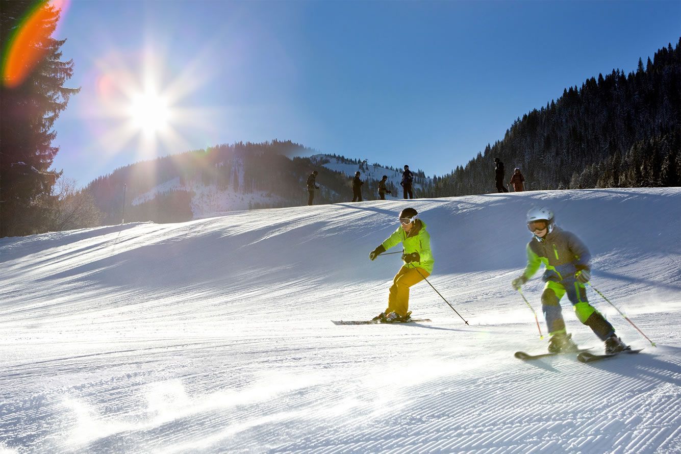 Sun skiing