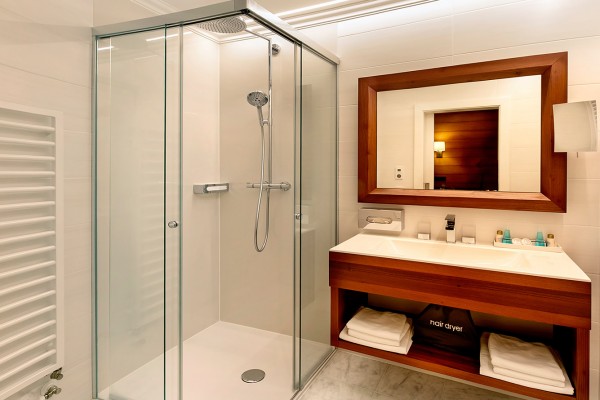 Bathing room